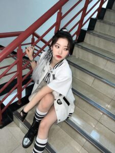 Live: dipaksa nyepong kontol dan minum pejunya  –  link alternatif 